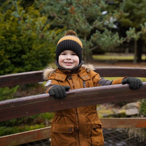 Komplet zimowy dla chłopca: czapka i komin czarny Karson Komplet zimowy dla chłopca: czapka i komin czarny Karson