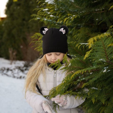 Czapka i komin dla dziewczynki zimowy komplet, czarny, z dwoma pomponami, wiązany Lilo Czapka i komin dla dziewczynki zimowy komplet, czarny, z dwoma pomponami, wiązany Lilo