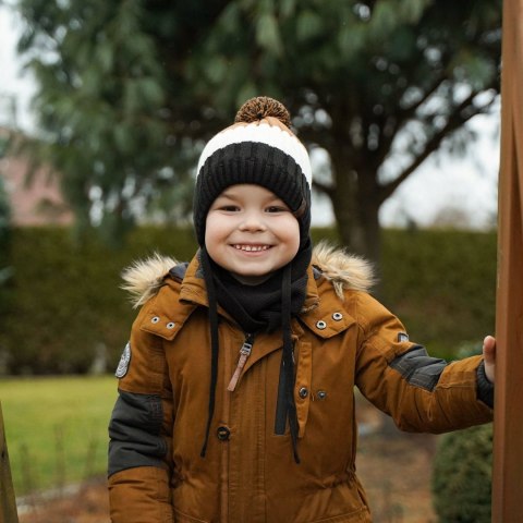 Komplet zimowy dla chłopca: czapka z pomponem i komin granatowy Hary Komplet zimowy dla chłopca: czapka z pomponem i komin granatowy Hary