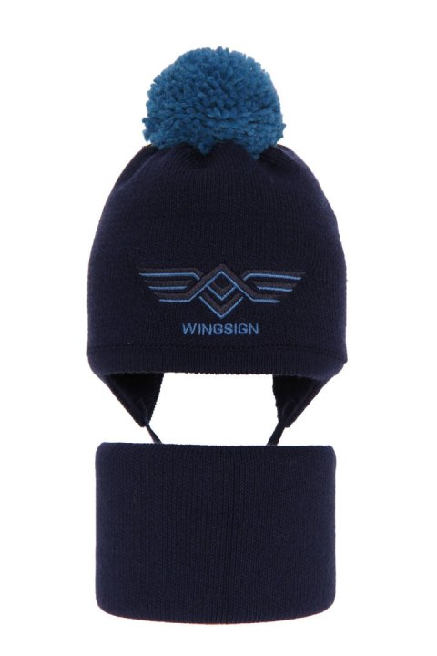Komplet zimowy dla chłopca: czapka z pomponem i komin granatowy Wings Komplet zimowy dla chłopca: czapka z pomponem i komin granatowy Wings