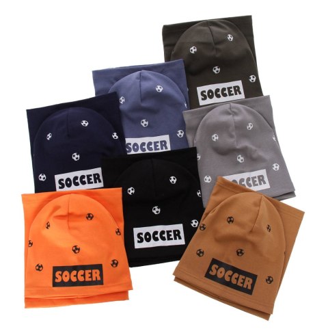 Komplet jesienny/ wiosenny dla chłopca: czapka i komin bawełniany camelowy Soccer Komplet jesienny/ wiosenny dla chłopca: czapka i komin bawełniany camelowy Soccer