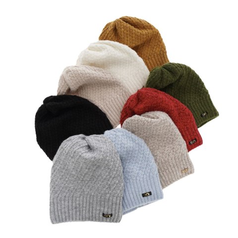 Czapka zimowa damska, czarna, z wełną merino Misha Czapka zimowa damska, czarna, z wełną merino Misha