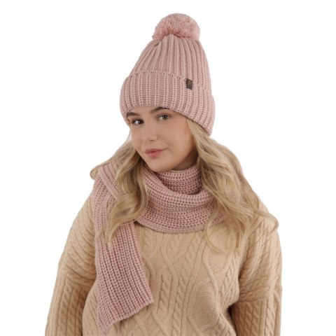 Komplet zimowy damski: czapka z pomponem i szalik wrzosowy Lupita Komplet zimowy damski: czapka z pomponem i szalik wrzosowy Lupita