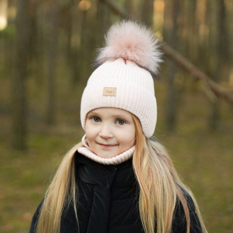 Komplet zimowy dla dziewczynki: czapka i komin fioletowy z pomponem Dilajla Komplet zimowy dla dziewczynki: czapka i komin fioletowy z pomponem Dilajla