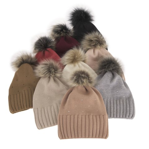 Czapka zimowa damska, bordowa, z wełną merino Malga Czapka zimowa damska, bordowa, z wełną merino Malga