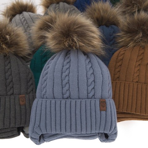 Komplet zimowy dla chłopca: czapka z pomponem i komin camelowy Peter Komplet zimowy dla chłopca: czapka z pomponem i komin camelowy Peter