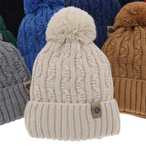 Komplet zimowy dla chłopca: czapka z pomponem i komin w kolorze camel Almond Komplet zimowy dla chłopca: czapka z pomponem i komin w kolorze camel Almond