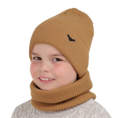 Komplet zimowy dla chłopca: czapka i komin w kolorze camel Romeo Komplet zimowy dla chłopca: czapka i komin w kolorze camel Romeo