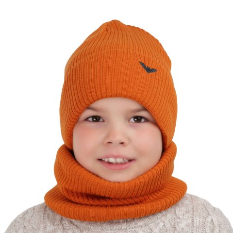 Komplet zimowy dla chłopca: czapka i komin w kolorze camel Romeo Komplet zimowy dla chłopca: czapka i komin w kolorze camel Romeo