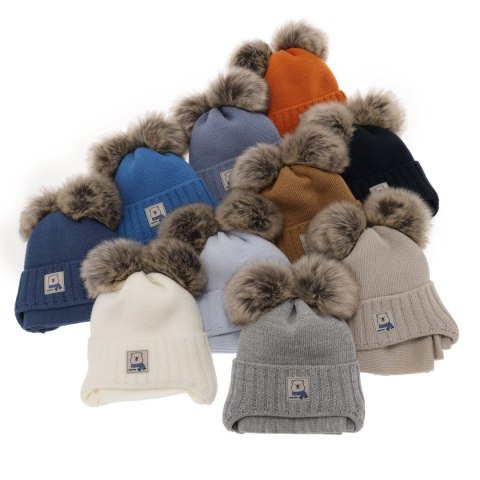 Komplet zimowy dla chłopca: czapka z dwoma pomponami i szalik w kolorze camel Jewel Komplet zimowy dla chłopca: czapka z dwoma pomponami i szalik w kolorze camel Jewel