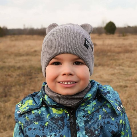 Komplet jesienny/ wiosenny dla chłopca: czapka i komin w kolorze camel Grajan Komplet jesienny/ wiosenny dla chłopca: czapka i komin w kolorze camel Grajan