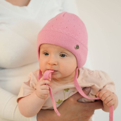 Czapka jesienna, wiosenna dla dziewczynki, beżowa, wiązana Walia Czapka jesienna, wiosenna dla dziewczynki, beżowa, wiązana Walia