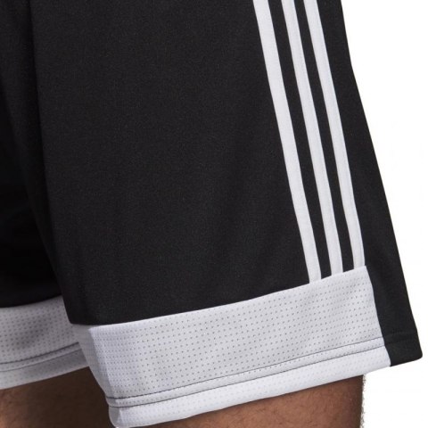 Spodenki adidas Tastigo 19 Shorts M DP3246 M