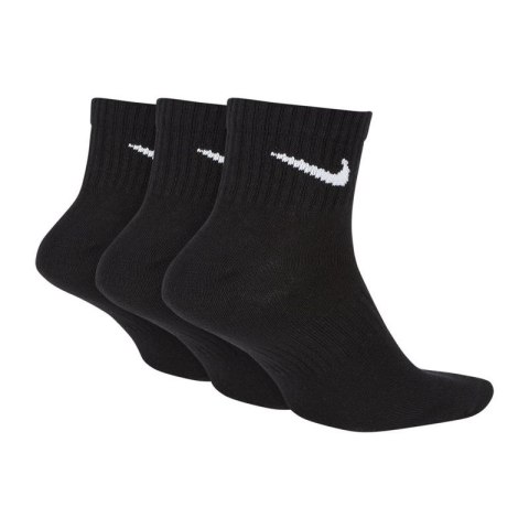 Skarpety Nike Everyday Lightweight Ankle 3Pak M SX7677-010 39 - 42 Skarpety Nike Everyday Lightweight Ankle 3Pak M SX7677-010 39 - 42
