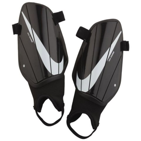 Nagolenniki Nike Charge M SP2164 010 L Nagolenniki Nike Charge M SP2164 010 L