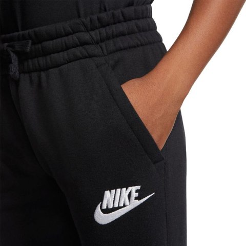 Spodnie Nike NSW Club Fleece Jogger JR CI2911-010 128 cm Spodnie Nike NSW Club Fleece Jogger JR CI2911-010 128 cm