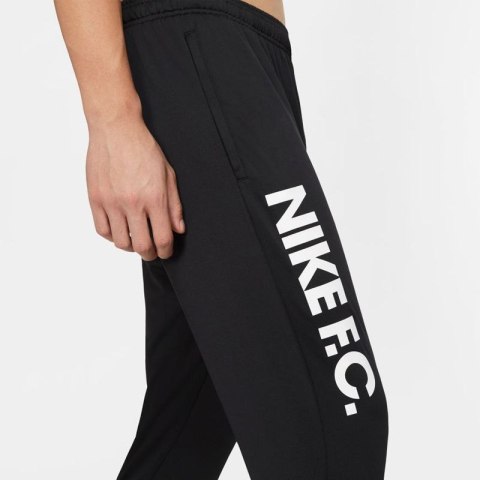 Spodnie Nike F.C. Essential M CD0576-010 M Spodnie Nike F.C. Essential M CD0576-010 M