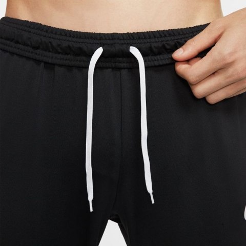 Spodnie Nike F.C. Essential M CD0576-010 M Spodnie Nike F.C. Essential M CD0576-010 M