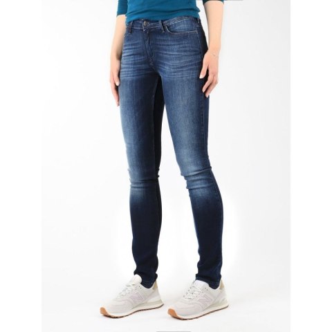 Jeansy Wrangler Jaclyn Dark Lake W W26DU468Y US 28 / 34 Jeansy Wrangler Jaclyn Dark Lake W W26DU468Y US 28 / 34