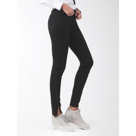 Jeansy Wrangler® Corynn Perfect W W25FCK81H US 29 / 32 Jeansy Wrangler® Corynn Perfect W W25FCK81H US 29 / 32