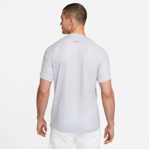 Koszulka Nike FC Barcelona Stadium JSY 3R M DN2713 043 XXL Koszulka Nike FC Barcelona Stadium JSY 3R M DN2713 043 XXL