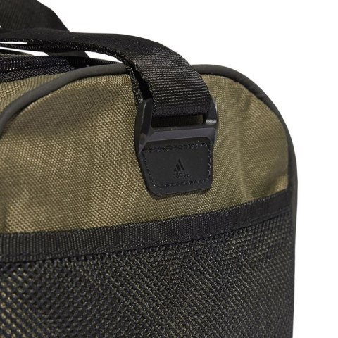 Torba adidas Linear Duffel M HR5350 brązowy Torba adidas Linear Duffel M HR5350 brązowy