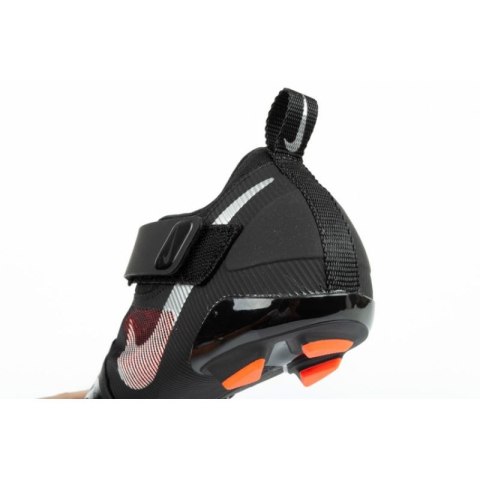 Buty rowerowe Nike W CJ0775008 36,5 Buty rowerowe Nike W CJ0775008 36,5