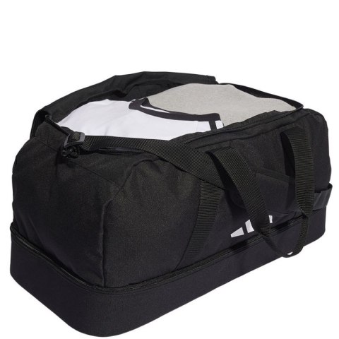 Torba adidas TIRO Duffel Bag BC M HS9742 czarny Torba adidas TIRO Duffel Bag BC M HS9742 czarny
