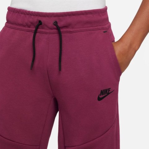 Spodnie Nike Sportswear Tech Flecce Jr CU9213 653 M (137-147cm) Spodnie Nike Sportswear Tech Flecce Jr CU9213 653 M (137-147cm)