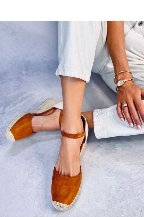 Espadryle na koturnie PLATTEN CAMEL - Inello