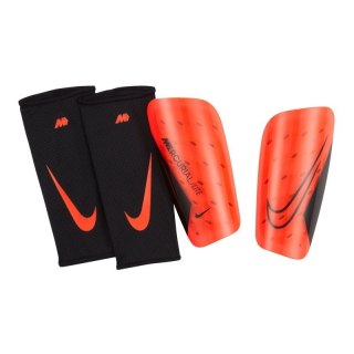 Ochraniacze Nike Mercurial Lite DN3611-635 XL (180-200cm)