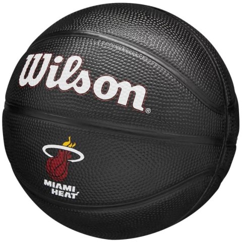 Piłka do koszykówki Wilson Team Tribute Miami Heat Mini Ball Jr WZ4017607XB 3 Piłka do koszykówki Wilson Team Tribute Miami Heat Mini Ball Jr WZ4017607XB 3