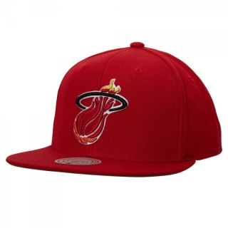 Czapka Mitchell & Ness NBA Miami Heat Team Ground 2.0 Snapback Hwc Heat HHSS3258-MHEYYPPPRED1 OSFM