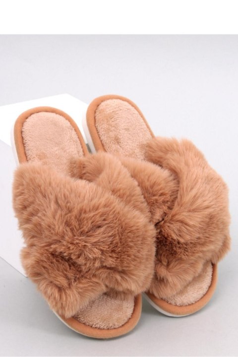 Kapcie futrzane skrzyżne pasy PARRIS CAMEL - Inello Kapcie futrzane skrzyżne pasy PARRIS CAMEL - Inello