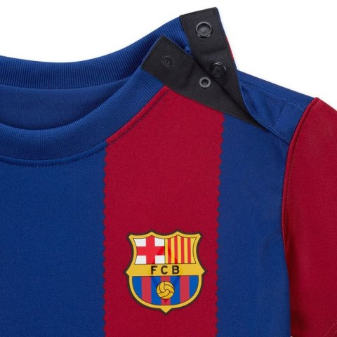 Komplet piłkarski Nike FC Barcelona 2023/24 Home Jr DX2815-456 80-85 cm Komplet piłkarski Nike FC Barcelona 2023/24 Home Jr DX2815-456 80-85 cm