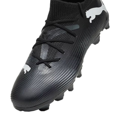 Buty piłkarskie Puma Future 7 Match FG/AG Jr 107729 02 37,5