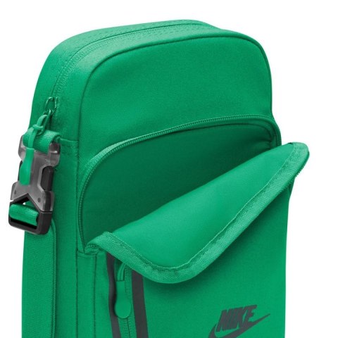 Saszetka Nike Elemental Premium DN2557-324 one size Saszetka Nike Elemental Premium DN2557-324 one size
