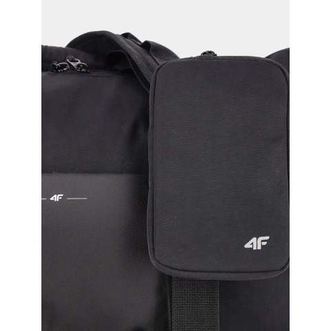 Torba sportowa 4F 4FWAW24ATBAU007-20S uniw Torba sportowa 4F 4FWAW24ATBAU007-20S uniw