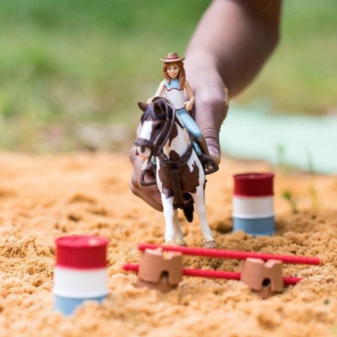 Schleich 42441 Zestaw jeździecki Hannah Horse Club