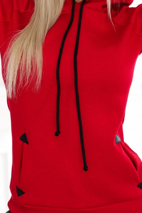 262-2 Ciepła bluza z kapturem i kieszonkami - CZERWONA - XL 262-2 Ciepła bluza z kapturem i kieszonkami - CZERWONA - XL