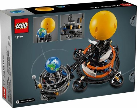 LEGO 42179 TECHNIC Planeta Ziemia i Księżyc na orbicie p3