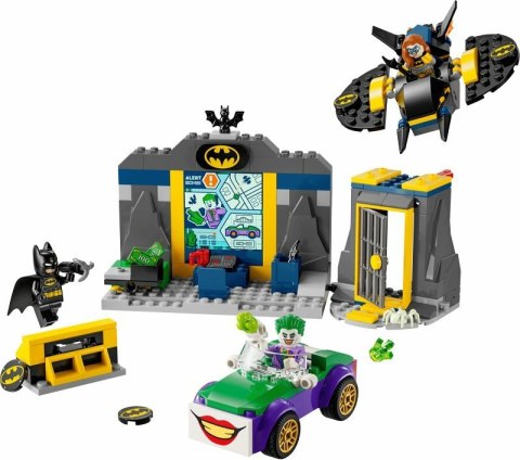 LEGO 76272 SUPER HEROES Jaskinia Batmana z Batmanem, Batgirl i Jokerem p3