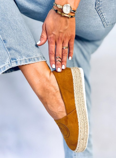 Espadryle chanelki WELA CAMEL - 39 Espadryle chanelki WELA CAMEL - 39