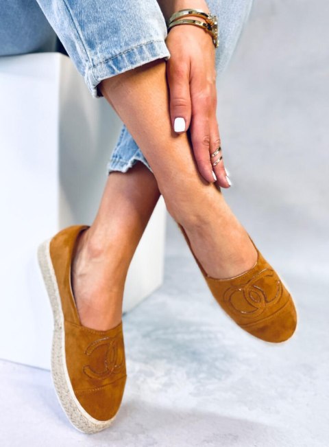 Espadryle chanelki WELA CAMEL - 39 Espadryle chanelki WELA CAMEL - 39