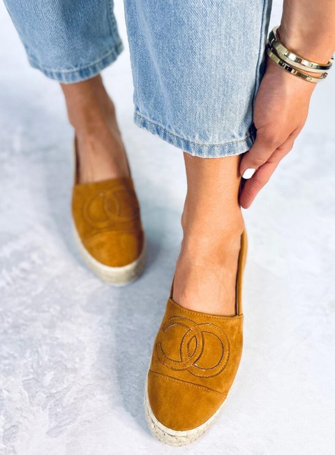 Espadryle chanelki WELA CAMEL - 39 Espadryle chanelki WELA CAMEL - 39