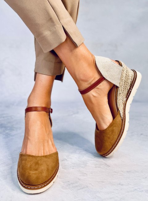 Espadryle na koturnie ELLIO KHAKI - 36 Espadryle na koturnie ELLIO KHAKI - 36