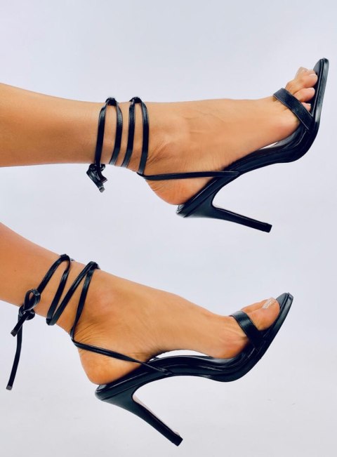 Eleganckie sandałki na szpilce DALMATI BLACK - 41 Eleganckie sandałki na szpilce DALMATI BLACK - 41