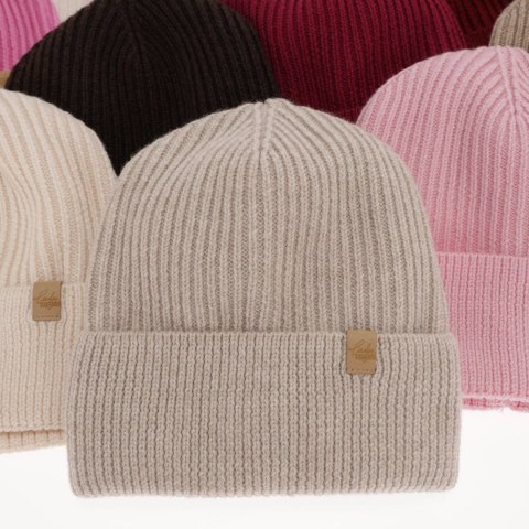 Czapka zimowa damska, szmaragdowa, 100% wełniana merino Isla