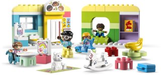 LEGO 10992 DUPLO Town Dzień z życia w żłobku p2