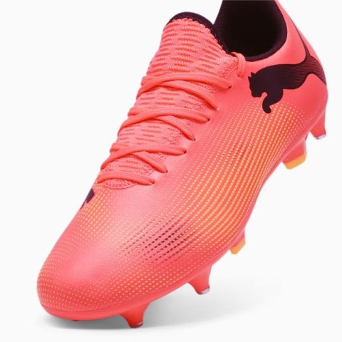 Buty piłkarskie Puma Future 7 Play MxSG M 107722-03